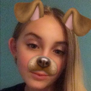 Meet your Posher, Lena